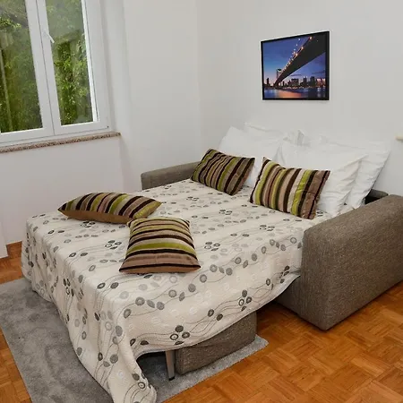 Apartman Three Bedroom Apartment 5 Min From Beach - Ae1560 Zadar